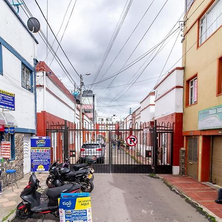 Ayenda Casa Alvarez Bogotá Exteriör bild